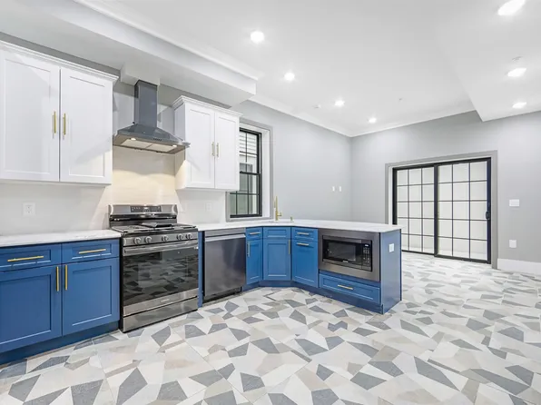 24 Romaine Avenue image 11 of 27