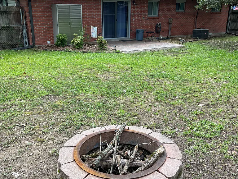 208 Curve Dr — Photo 13