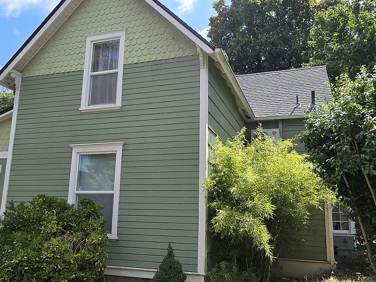 7458 N Jordan Ave #B — Photo 43