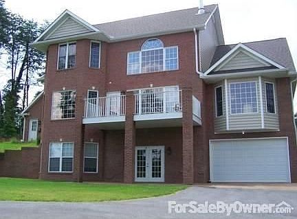 Rear View
						:
						Great place to have a man cave.