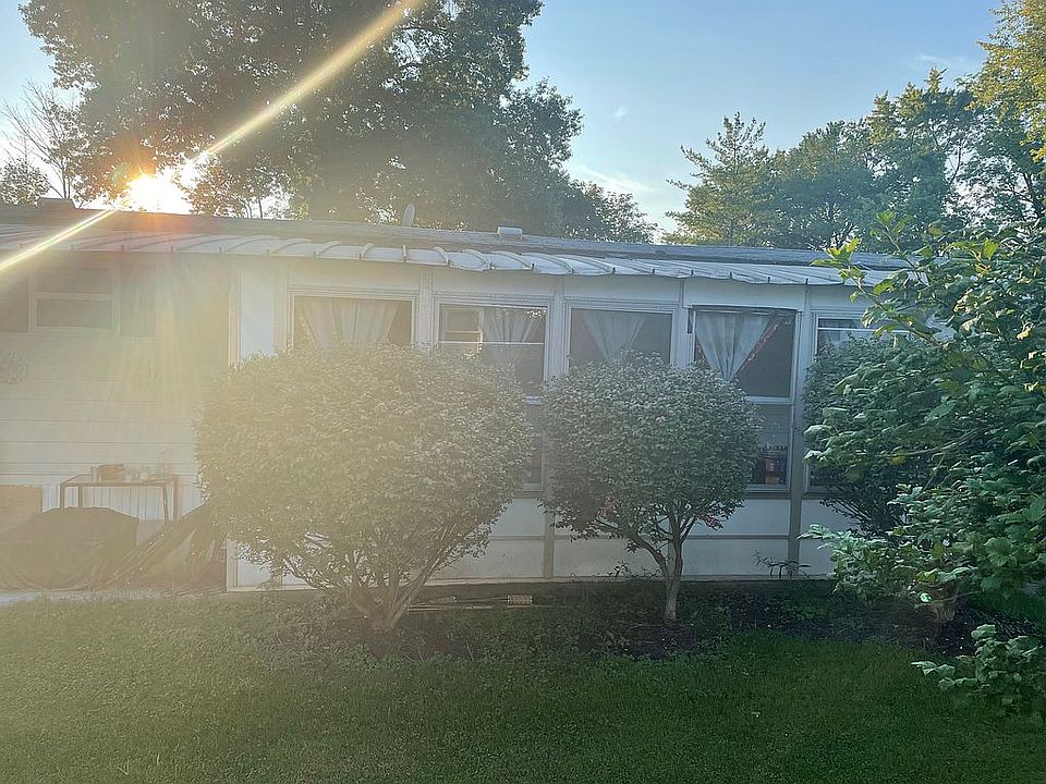2nd image of 27 Fred Dr