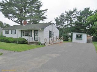 181 Parkway N, Brewer, ME 04412