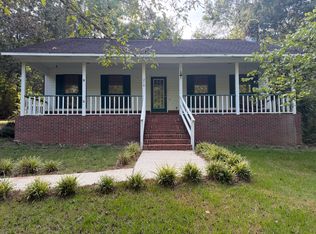 214 Deer Run Cir, Hattiesburg, MS 39402