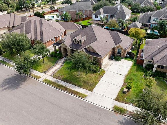 2nd image of 2505 Grand Canal Dr