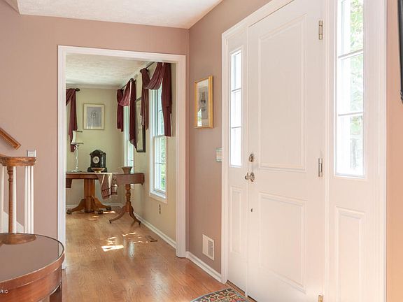 3rd image of 5258 Green Pine Ln
