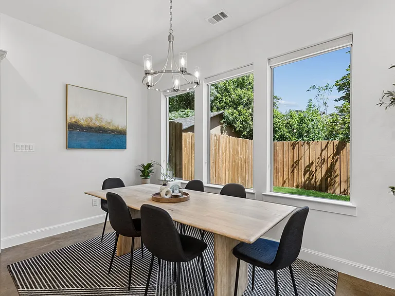 4404 Rusk Ave — Photo 12
