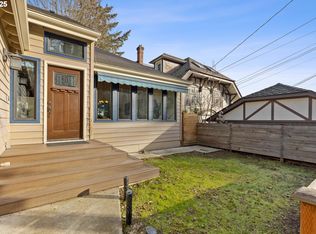 1693 SW Montgomery Dr, Portland, OR 97201