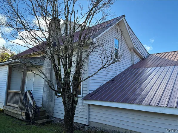 88 Gray Wilmurt Rd, Cold Brook, NY 13324
