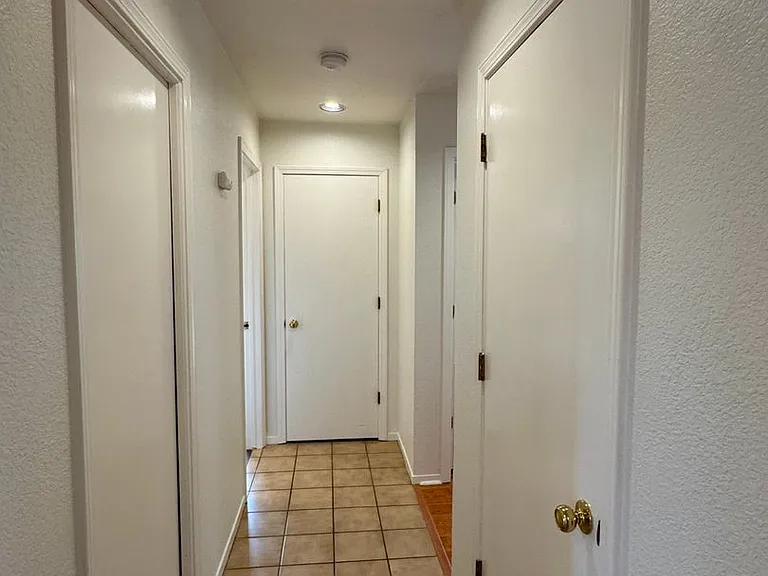 2923 Avila Bay Pl — Photo 31