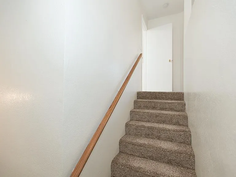 880 Osmun Cir — Photo 17
