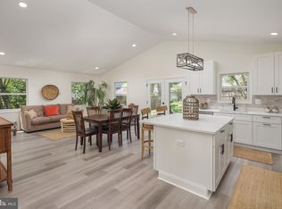 2836 Cameron Rd, Falls Church, VA 22042