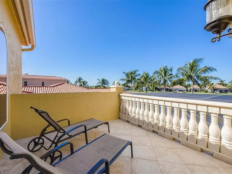 8535 Bellagio Dr — Photo 23
