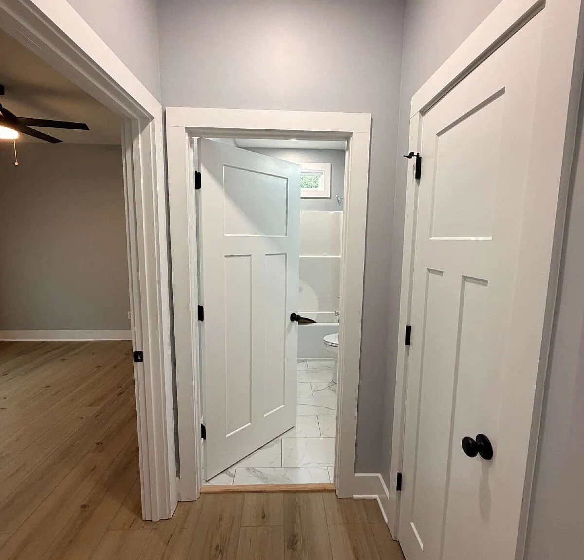 2260 W Cook Rd — Photo 4