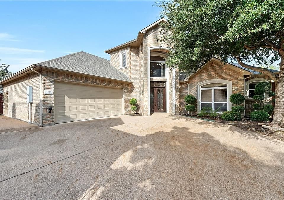 1st image of 4224 Oak Park Ct