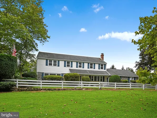 14 Stoneridge Rd, Thornton, PA 19373