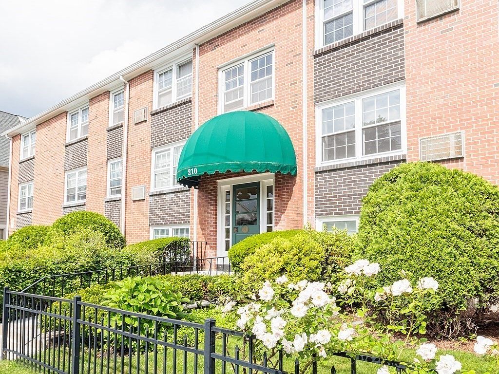 210 Hillside Ave APT 31, Needham, MA 02494 Zillow