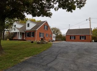 7300 N Kircher Rd, Columbia, MO 65202