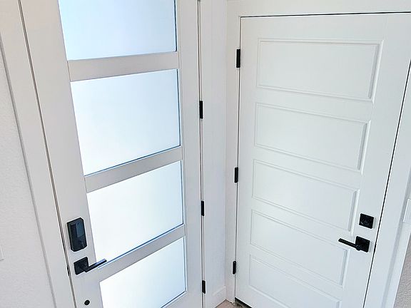 4th image of 2034 S Holly St