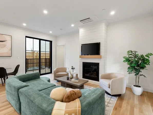 27 Shepard St #3, Brighton, MA 02135