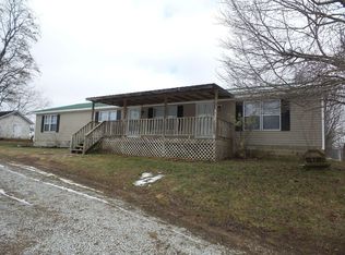 1117 Wj Jeffers Rd, Oneida, TN 37841