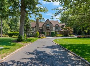 6 Loren Way, Warren, NJ 07059
