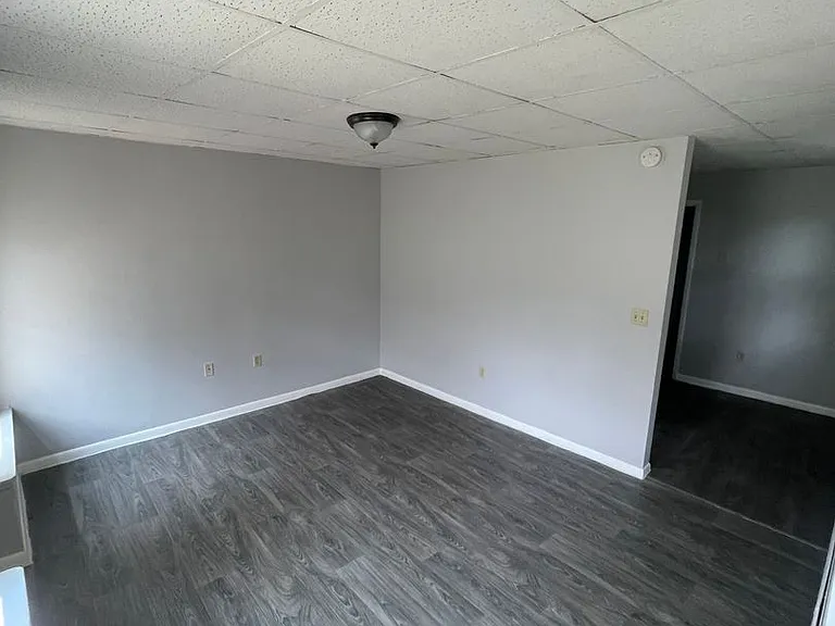 1001 Parkside Pl — Photo 6