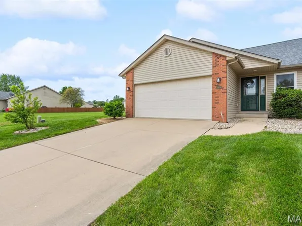 10954 Kentfield Dr, Lebanon, IL 62254