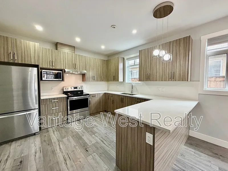 756 Glenwood Ave #2