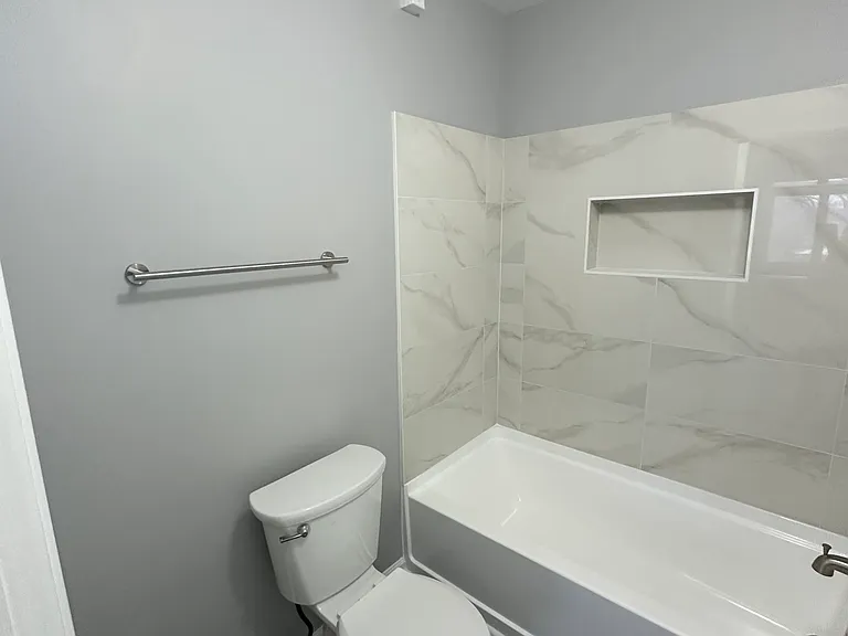 8 Russell Ave #307 — Photo 33