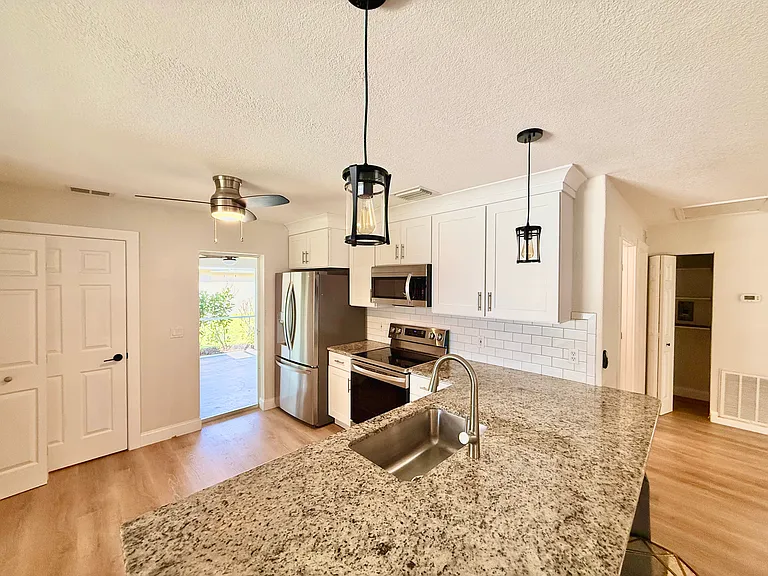 26156 Northern Cross Rd #A — Photo 4