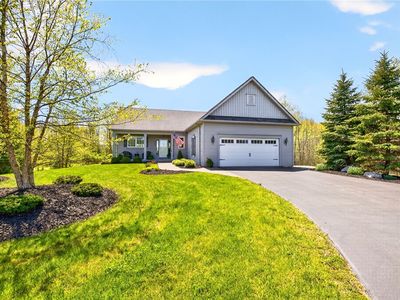 5197 Beacon Hl, Canandaigua, NY, 14424