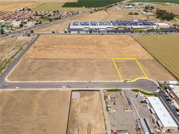 0.55 acres · 251 Commerce Way, Los Banos, CA 93635