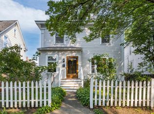 2541 Dupont Ave S, Minneapolis, MN 55405