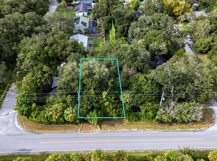 4740 1st St SW, Vero Beach, FL 32968