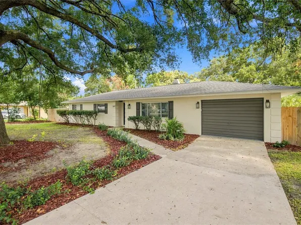 5611 NE 5TH PLACE, OCALA, FL 34470