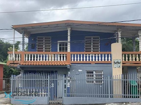 2nd image of 343 Calle 15