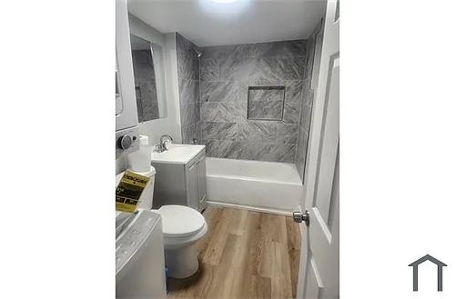 10057 S Avenue L #G Photo 1
