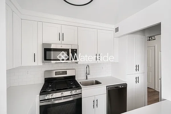 Rented by Brookfield (Funnel) | media 30