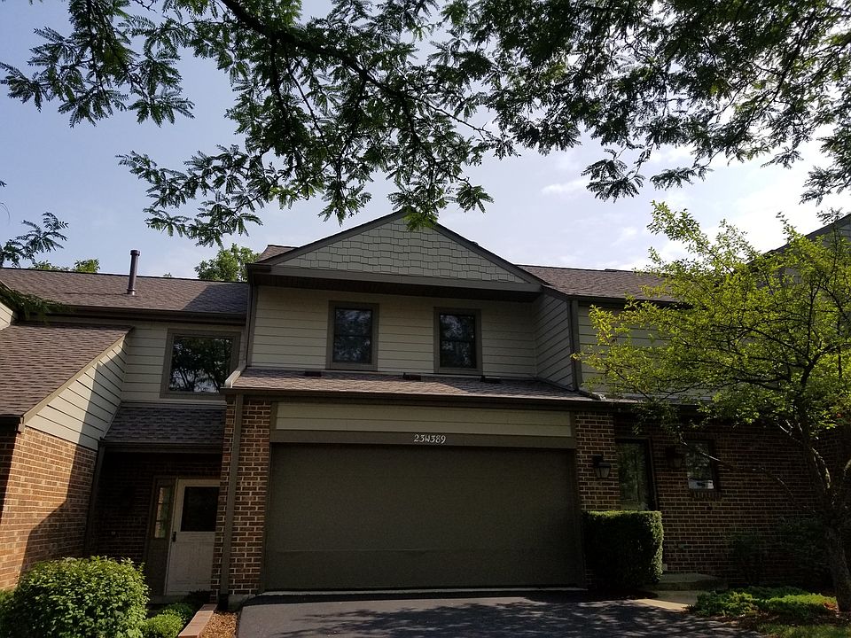 1st image of 23W389 Green Trails Dr