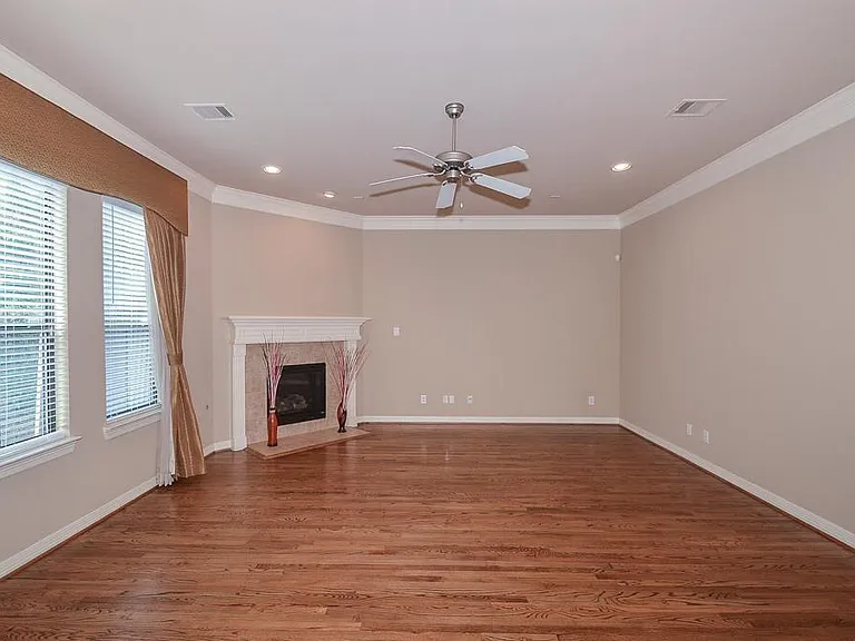 3042 Royal Oaks Crst — Photo 7
