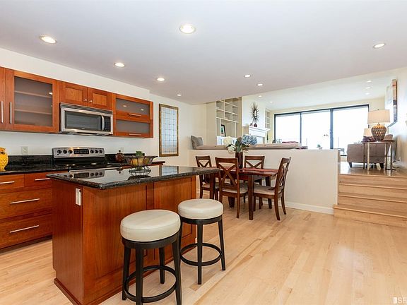 5th image of 2295 Vallejo St APT 406