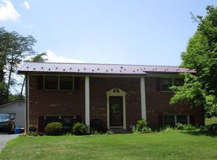 253 Robin Rd, Martinsville, VA 24112