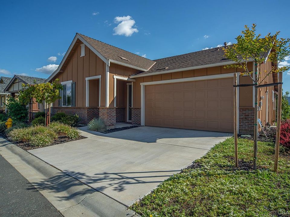 1st image of 553 Spyglass Cir