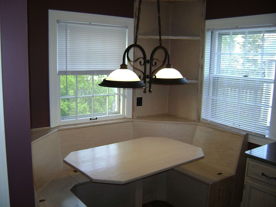 Kitchen Dinette