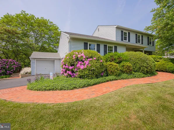 213 Leona Dr, Glenmoore, PA 19343