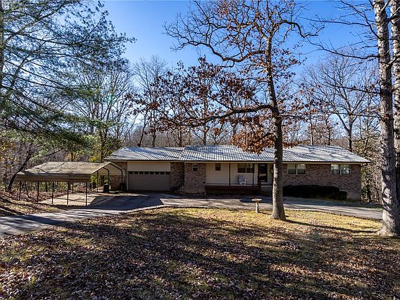 3rd image of 107 Dogwood Ln NE