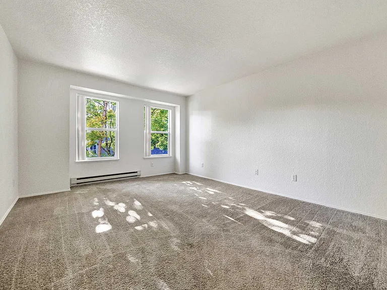 Hampton Ridge Apartments — Photo 18