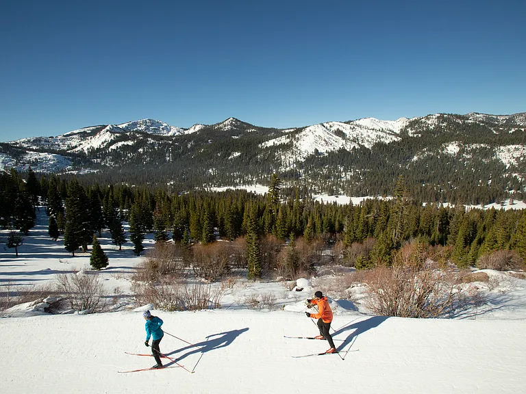 The home is located 4 miles from the Tahoe Donner Cross Country Ski Center where members will receive discounted rates on passes.