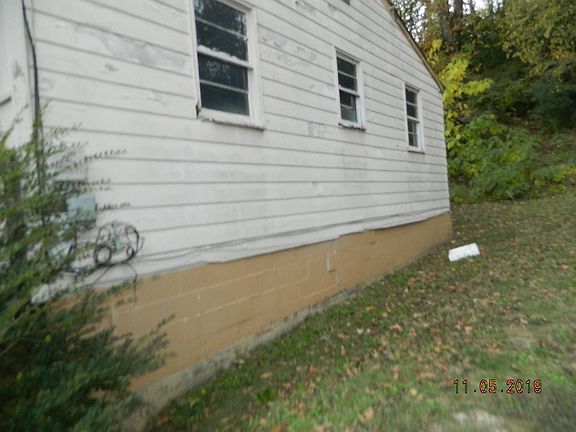 2nd image of 51 Township Road 1042