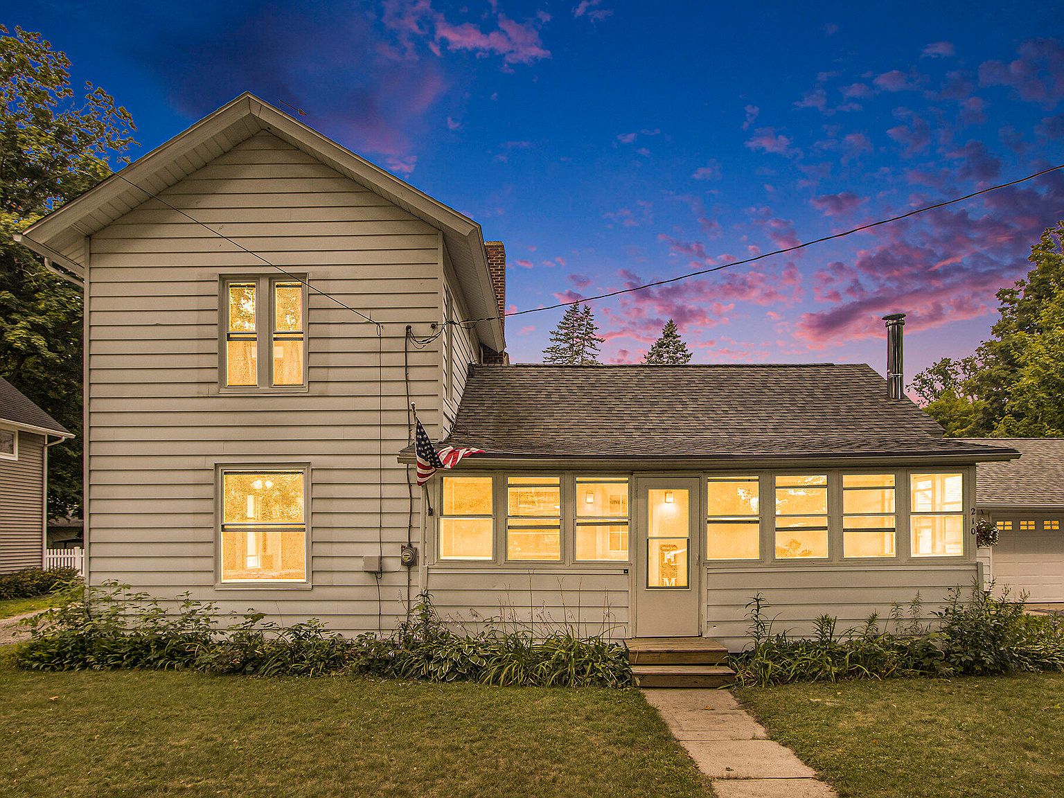 210 S Clark St, Athens, MI 49011 Zillow